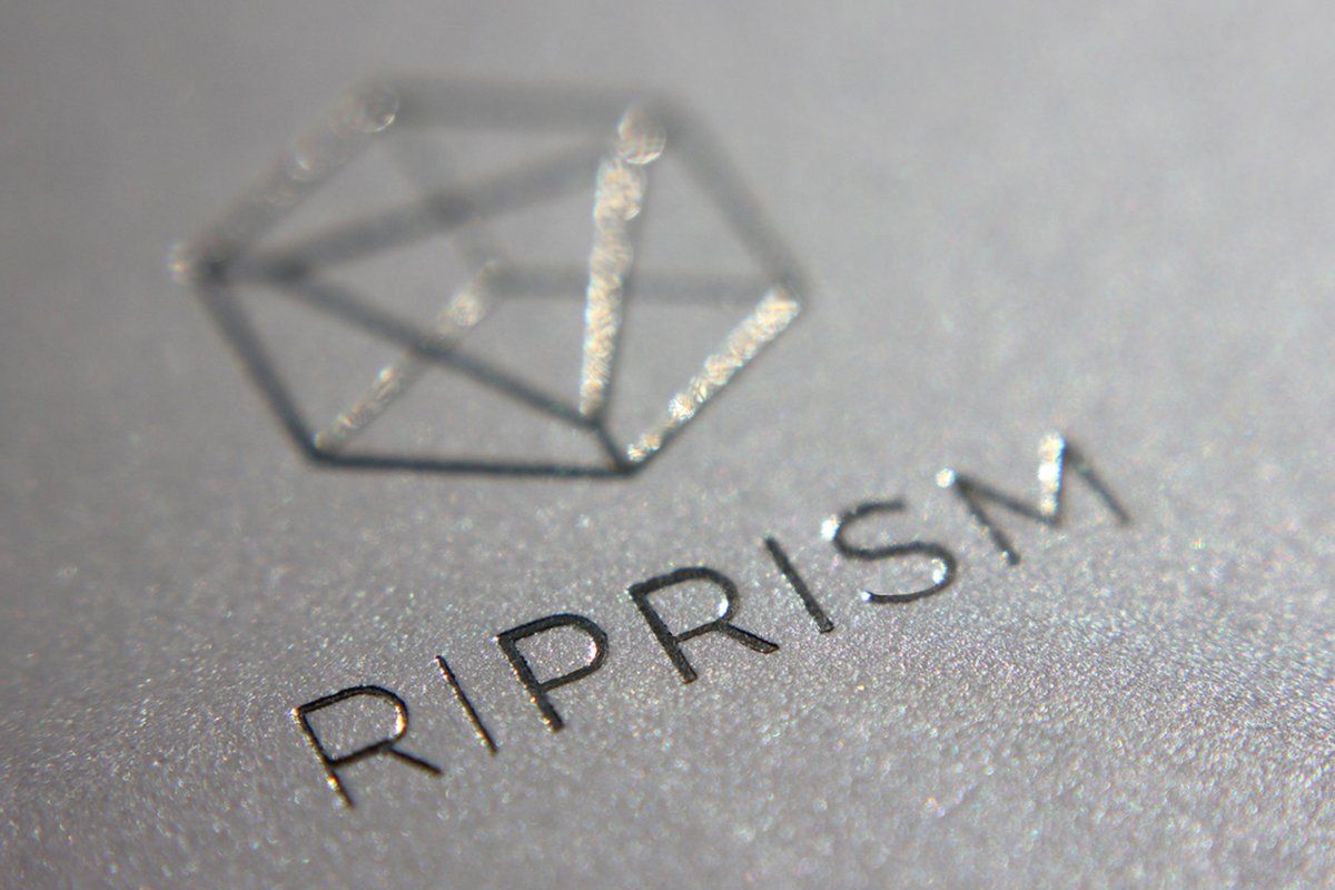 RiPrism美妝企業(yè)形象設(shè)計(jì)