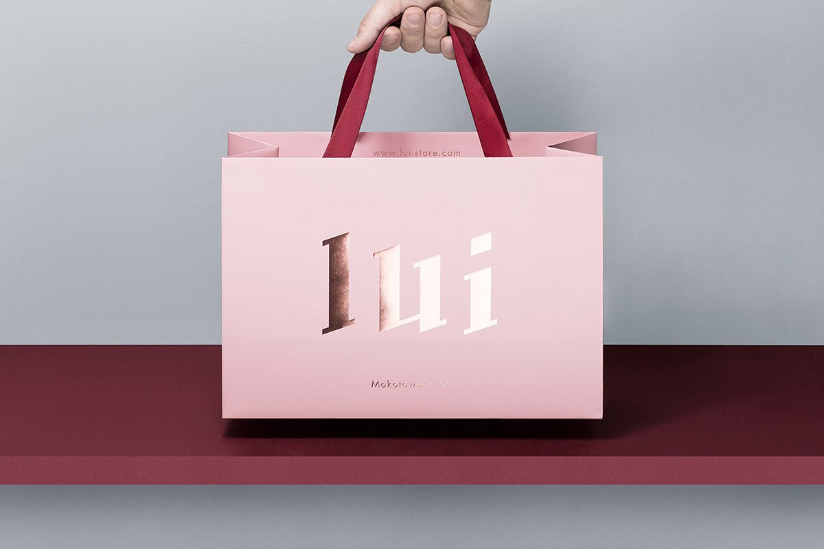 Lui服飾概念店品牌設(shè)計(jì)  包裝袋設(shè)計(jì)