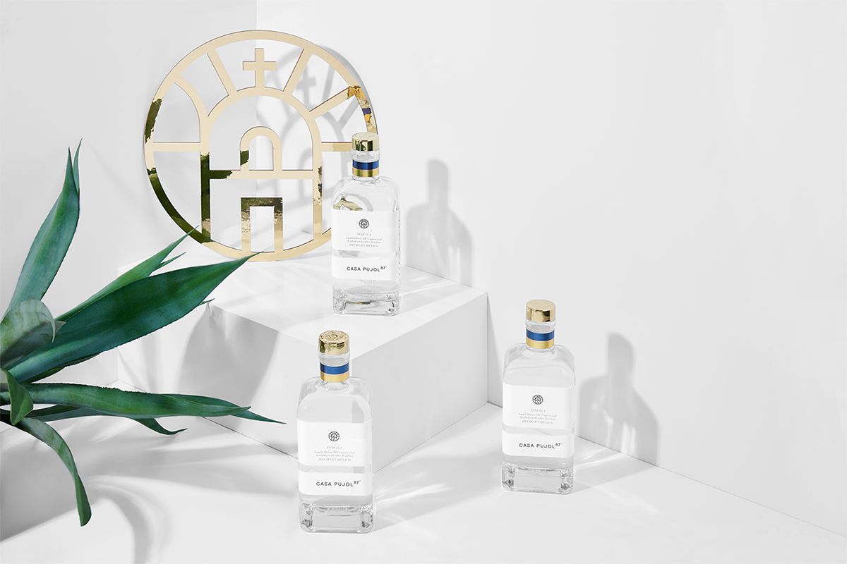 5組彰顯品位的酒類品牌品牌設(shè)計案例合集，高端酒類品牌設(shè)計，深圳品牌設(shè)計，左右格局