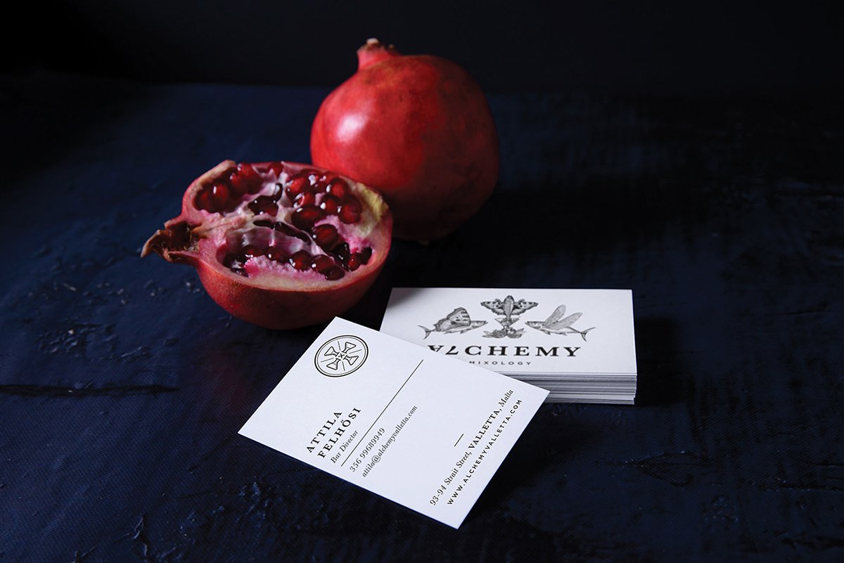 Alchemy Bar雞尾酒酒吧品牌設(shè)計(jì)欣賞,酒吧品牌設(shè)計(jì)，餐飲品牌設(shè)計(jì)，酒吧空間設(shè)計(jì)，酒吧品牌策劃，酒吧品牌全案策劃，餐飲品牌策劃，深圳品牌設(shè)計(jì)，深圳品牌策劃，深圳品牌全案策劃，深圳品牌形象塑造，深圳包裝設(shè)計(jì)，深圳空間設(shè)計(jì)，左右格局