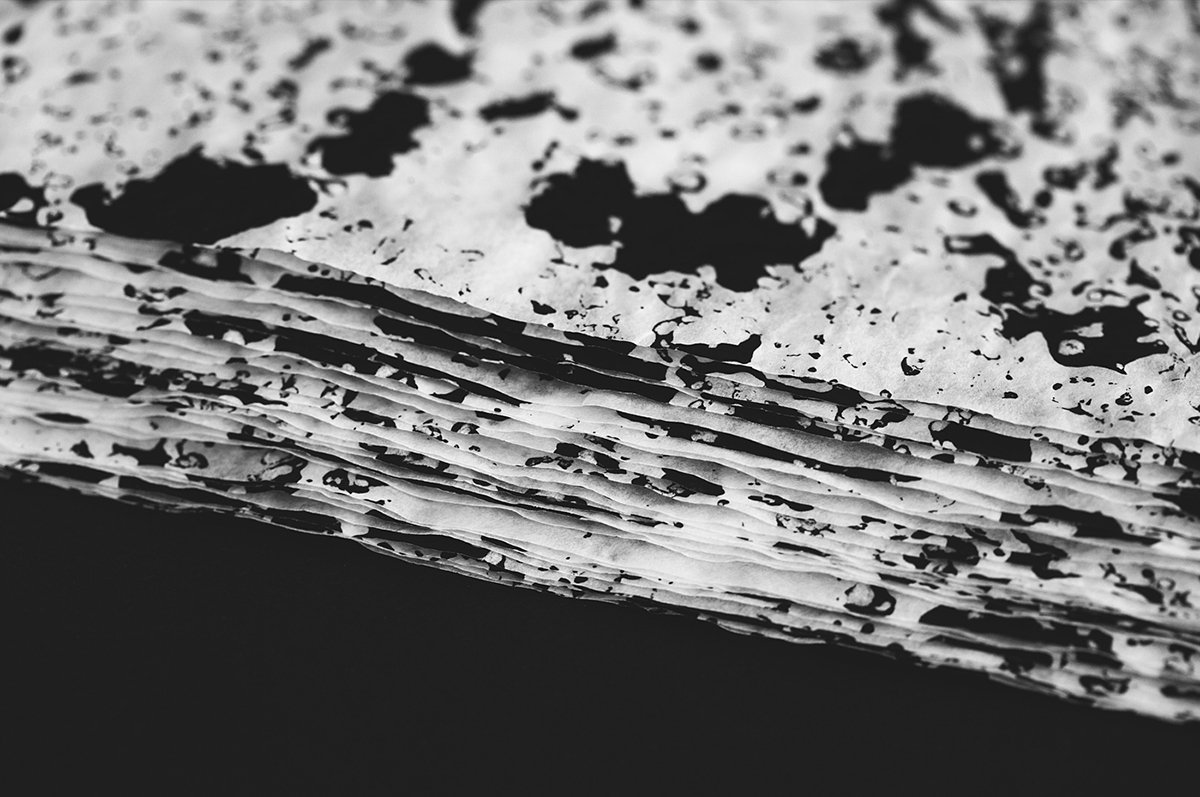 Emboscada手工制酒品牌品牌設(shè)計(jì)欣賞，手工制酒品牌，酒品牌設(shè)計(jì)，酒品牌策劃，酒品牌全案策劃，酒品牌形象塑造，酒品牌包裝設(shè)計(jì)，深圳品牌設(shè)計(jì)，深圳皮牌策劃，深圳品牌全案策劃，深圳品牌形象塑造，深圳包裝設(shè)計(jì)，左右格局