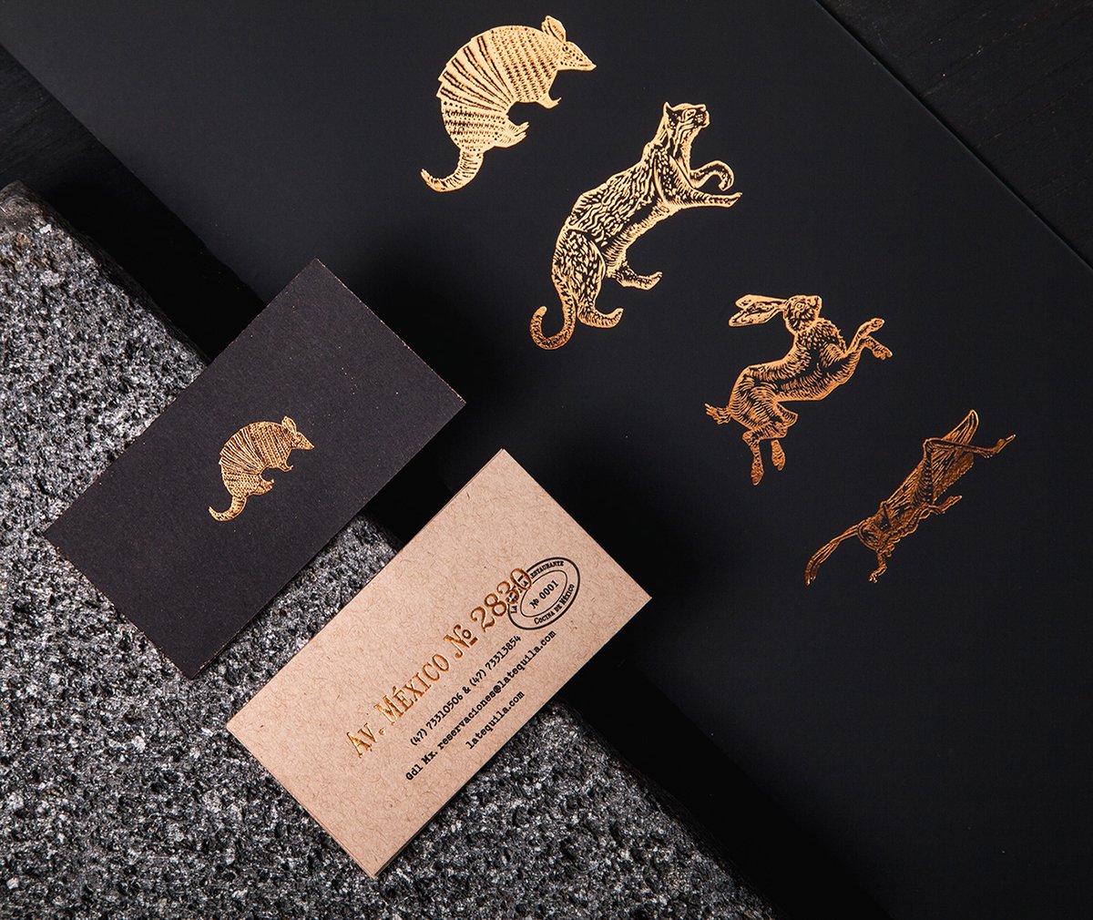 專業(yè)餐飲品牌設(shè)計公司的高級餐廳品牌設(shè)計案例，品牌設(shè)計，品牌設(shè)計案例，品牌設(shè)計公司，餐廳品牌設(shè)計，餐飲品牌設(shè)計，深圳品牌設(shè)計，左右格局
