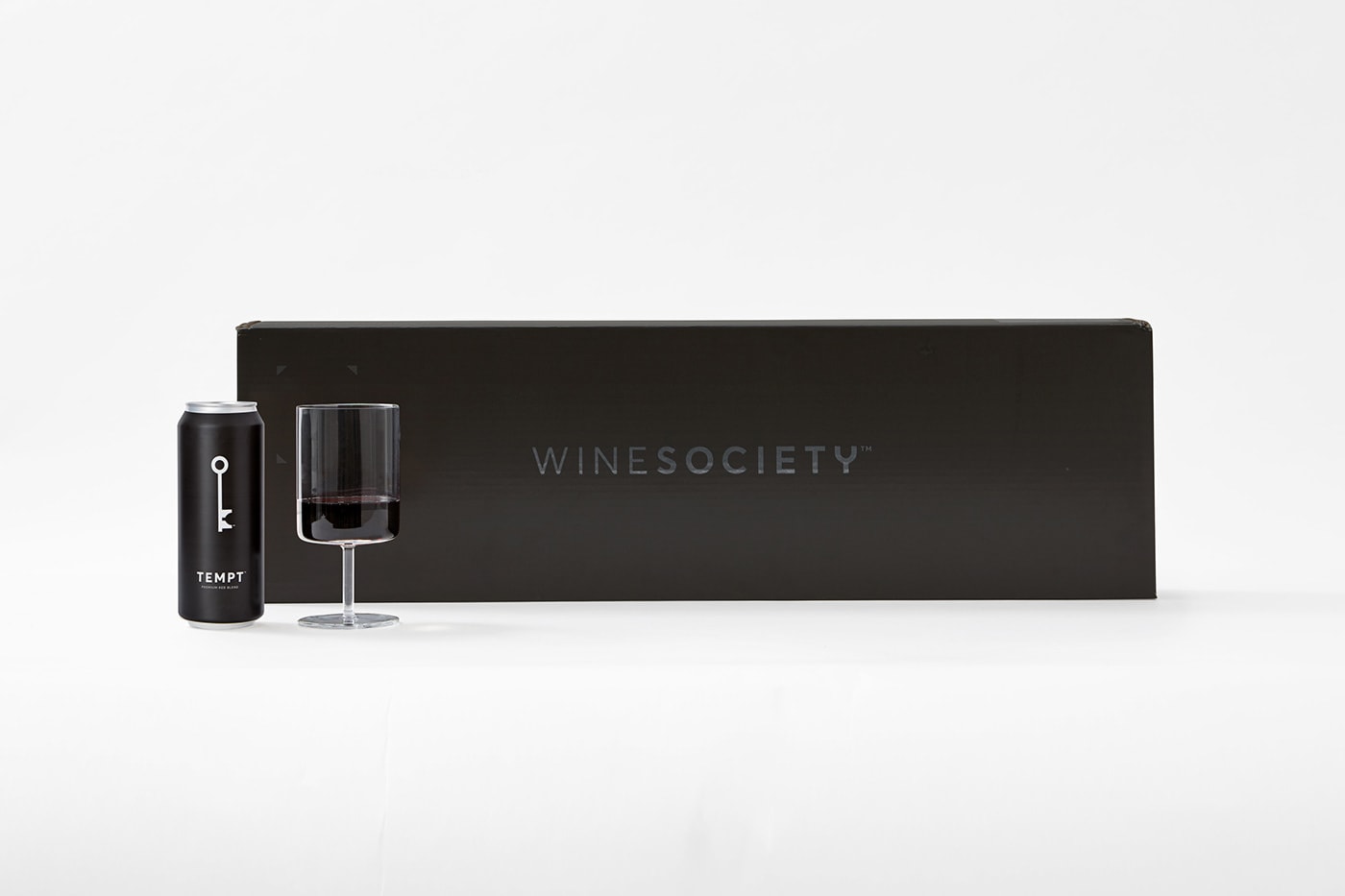 WineSociety優(yōu)質葡萄酒品牌戰(zhàn)略定位和品牌策劃，餐飲品牌策劃，餐飲品牌設計，品牌設計公司，深圳品牌設計，左右格局